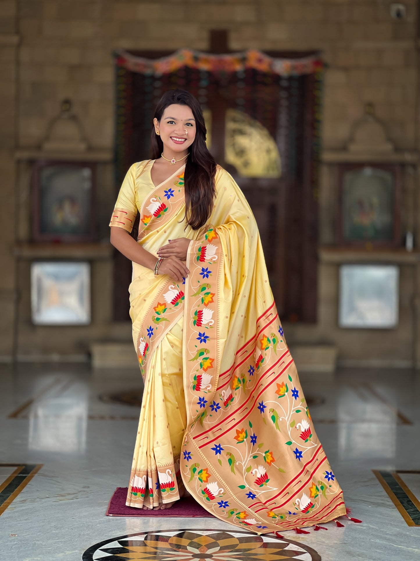 Mameraa Sarees Cream Faux Banarasi Silk Saree With Paithani Rich Weaved Pallu And Blouse-Cream