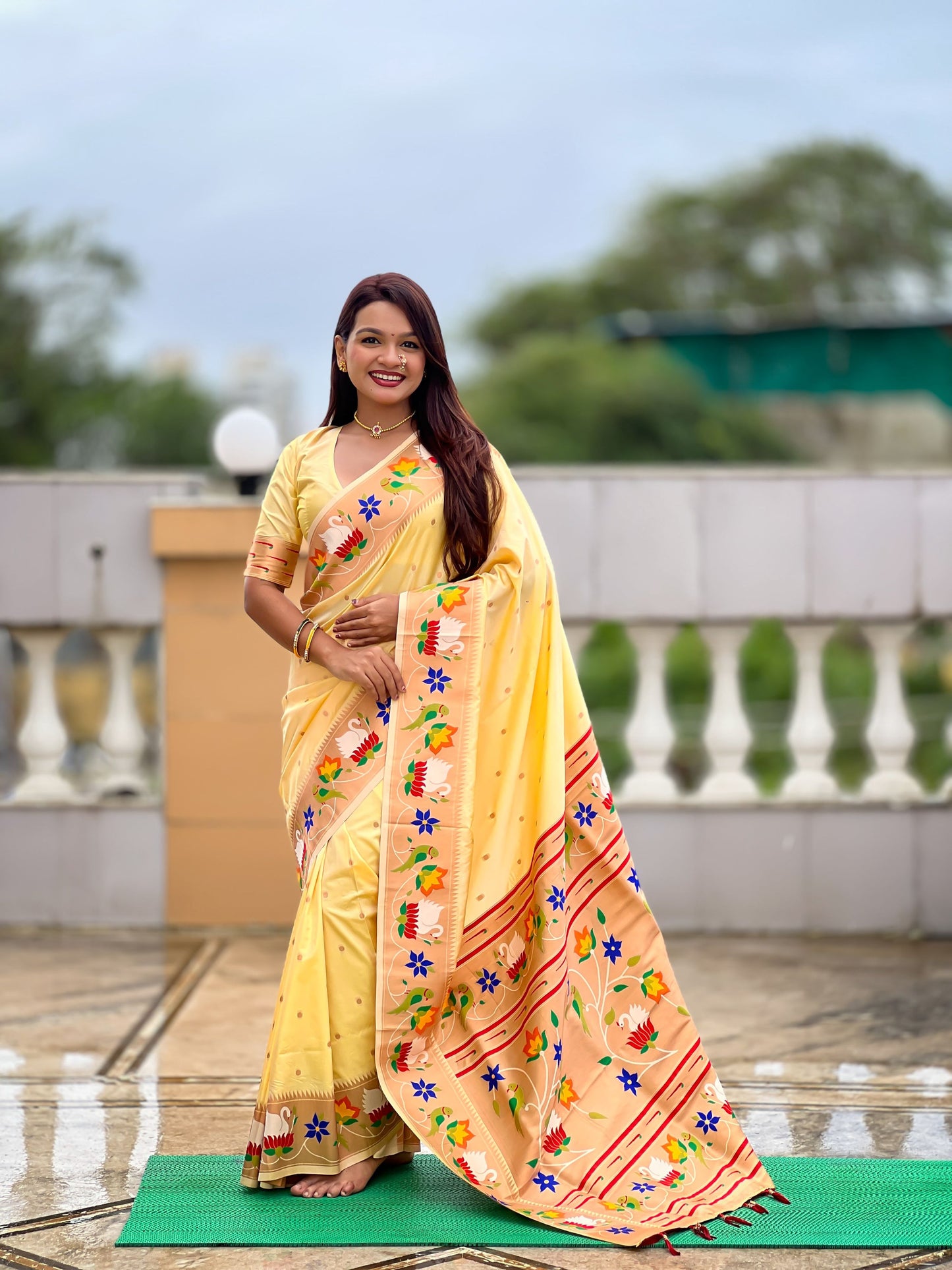 Mameraa Sarees Cream Faux Banarasi Silk Saree With Paithani Rich Weaved Pallu And Blouse-Cream
