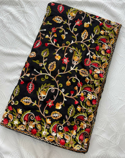 Teeya Creation New Latest Party Wear Lucknowi Soft Silk Saree-Black