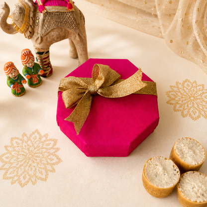SweeDesi Meetha Ghewar - 1 Pc Hamper Pink