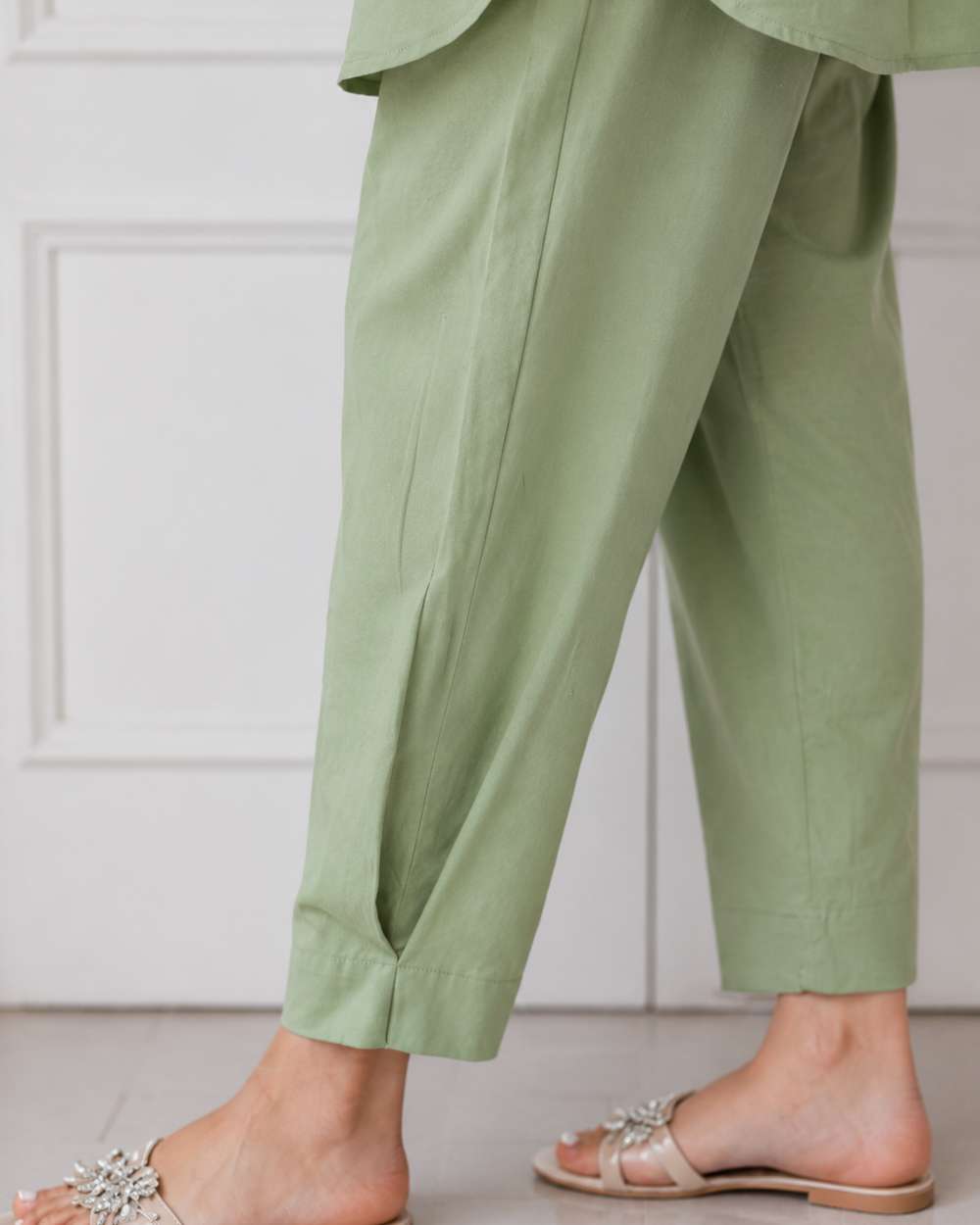Gharana India Aira Sage Green Coord Set