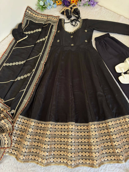Teeya Creation Womens New Fancy Silk Heavy Quality Fabric With Handwork Black Gown Set