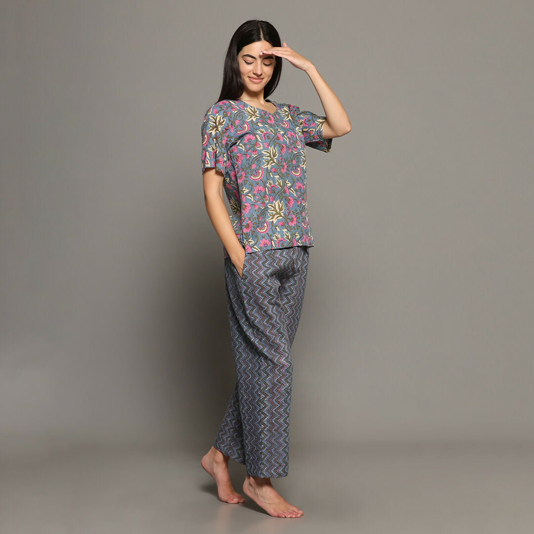 Breathables Women Cotton Printed Loungewear Kurta And Pants Co-Ord Set With Crop Top Grey I Nightwear