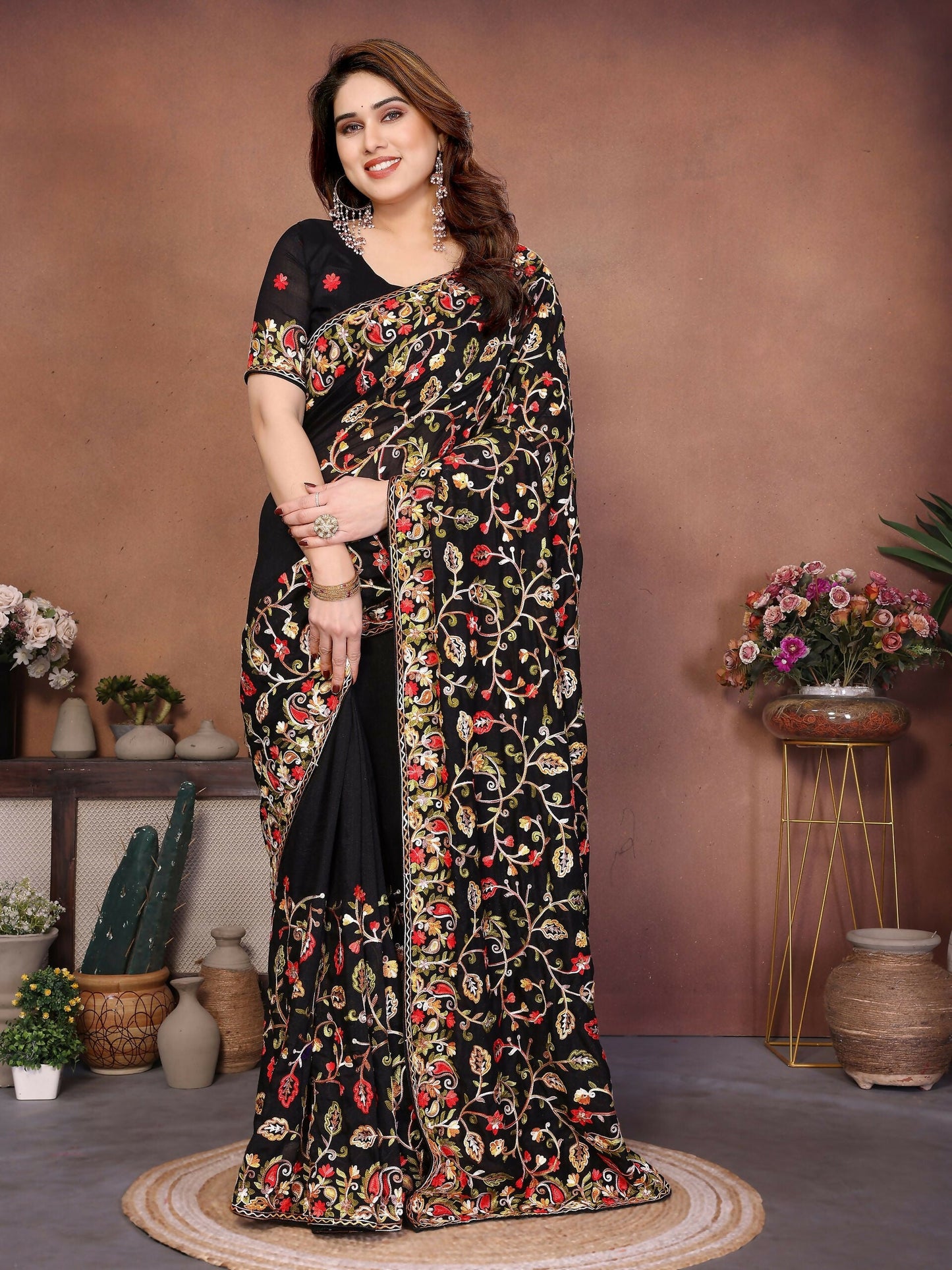 Teeya Creation New Latest Party Wear Lucknowi Soft Silk Saree-Black