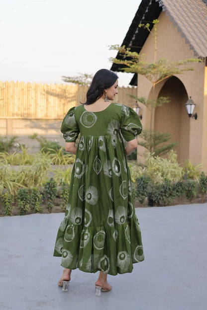 Teeya Creation Womens New Trendy Summer War Printed Cotton Gown Set-Green
