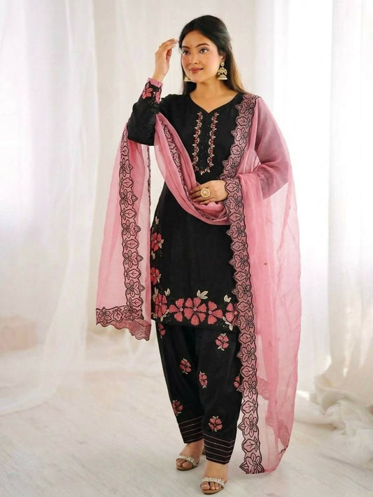 Teeya Creation Women's Fancy Stylish Heavy Embroidery Sequence Work With Rivet Moti Work Peach Kurta Set