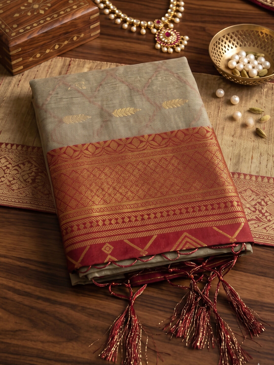 Shree Shyam Fashion Chiku With Red Cotton Saree