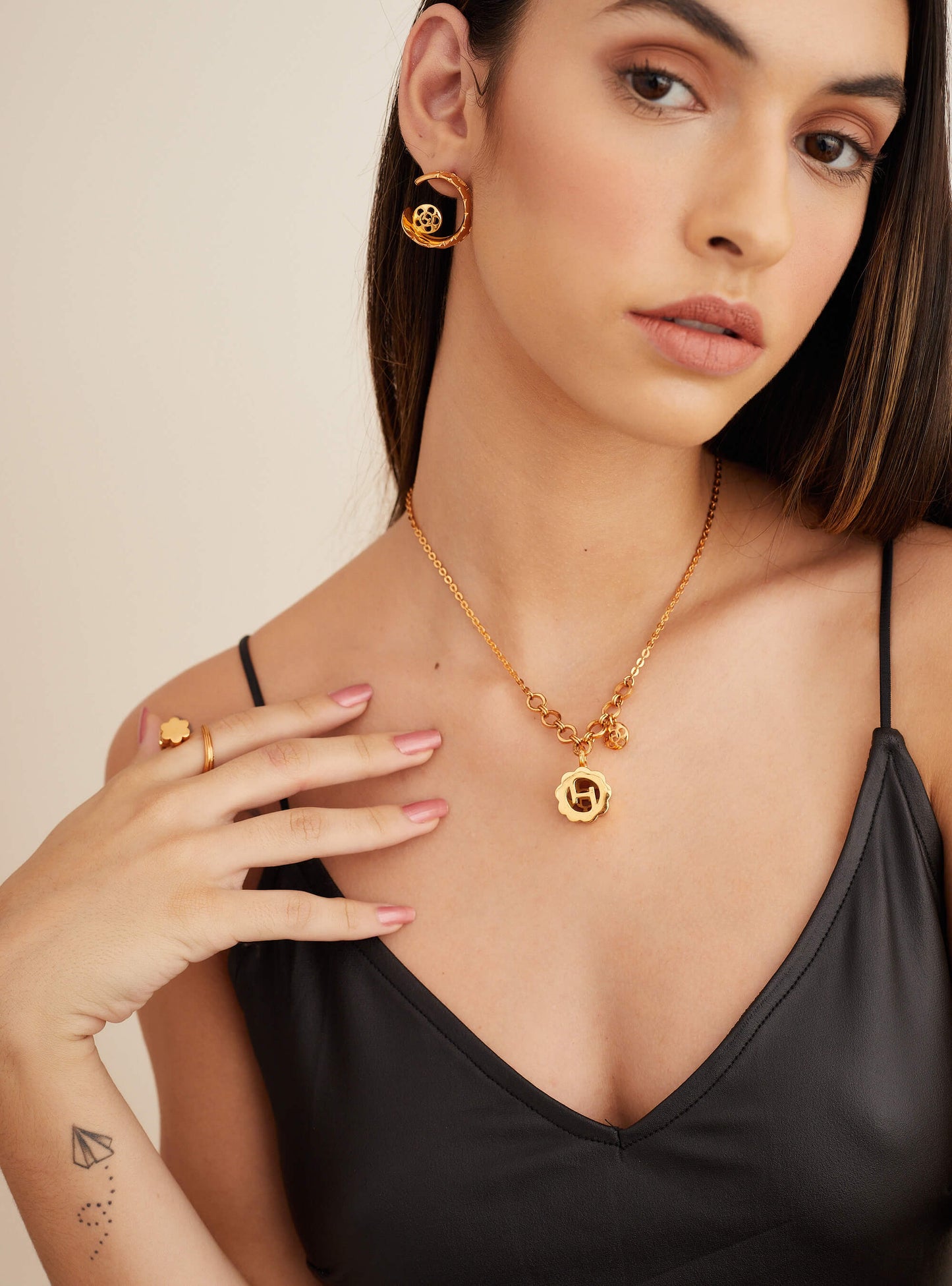 OH Poppi Quintuple Pendant Necklace