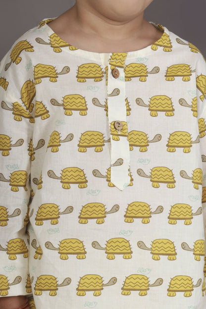 Breathables Kids Cotton Turtle Print Co-Ord Night Suit With Kurta And Pyjama  White & Yellow