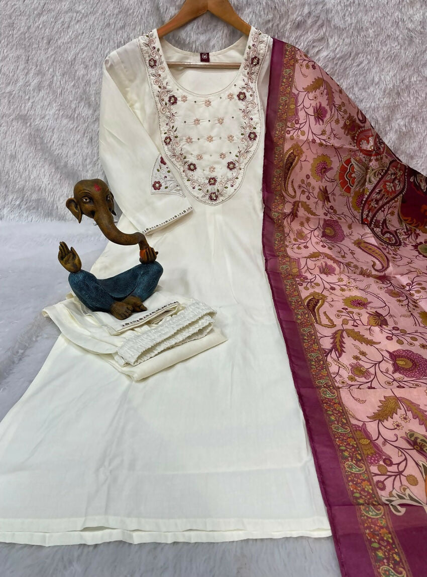 Teeya Creation Women White Embroidered Kurta Pant Set With Dupatta