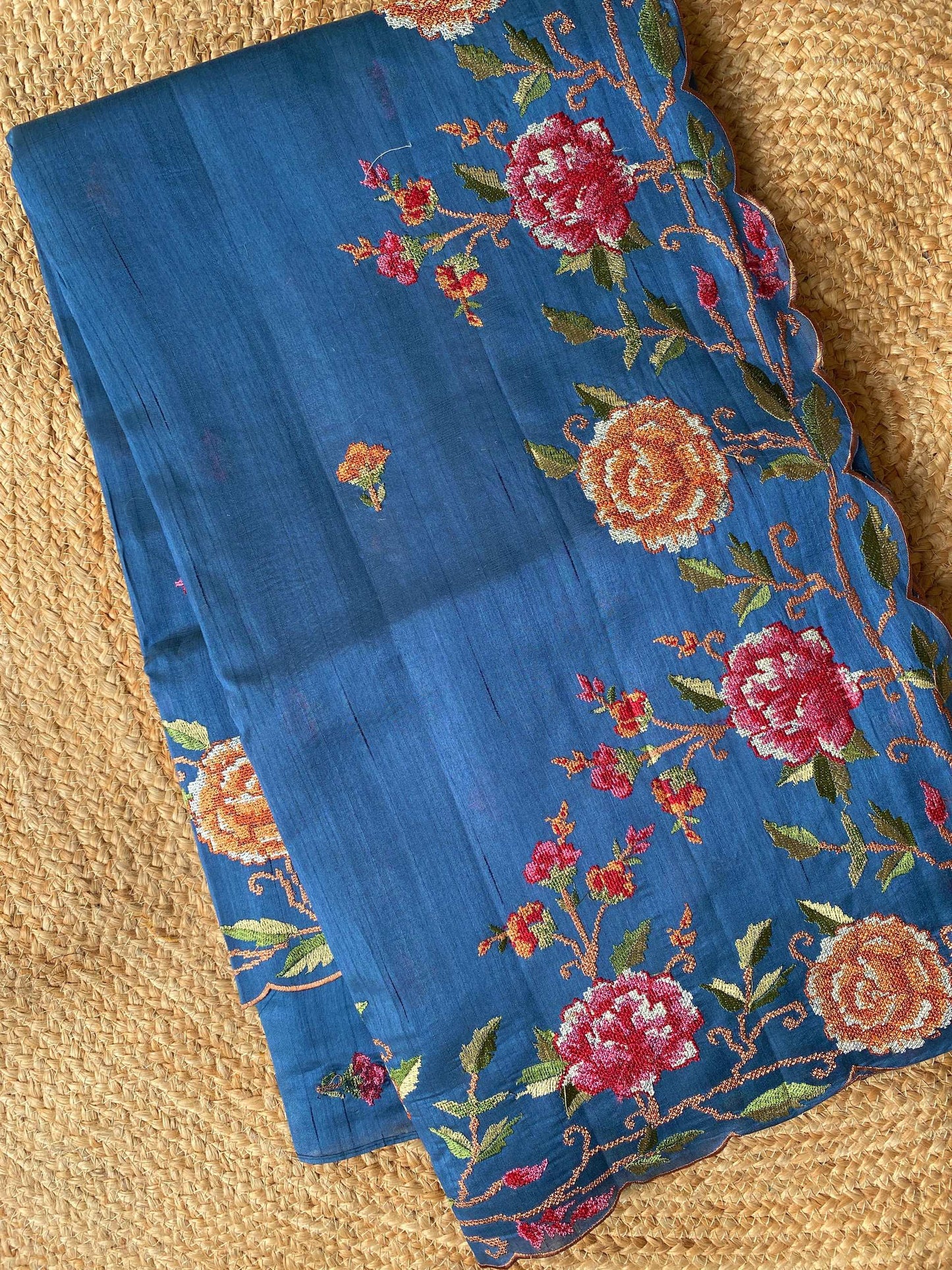 Mameraa Sarees Teal Matka Silk Saree With Heavy Floral Embroidery Border With Running Blouse-Teal