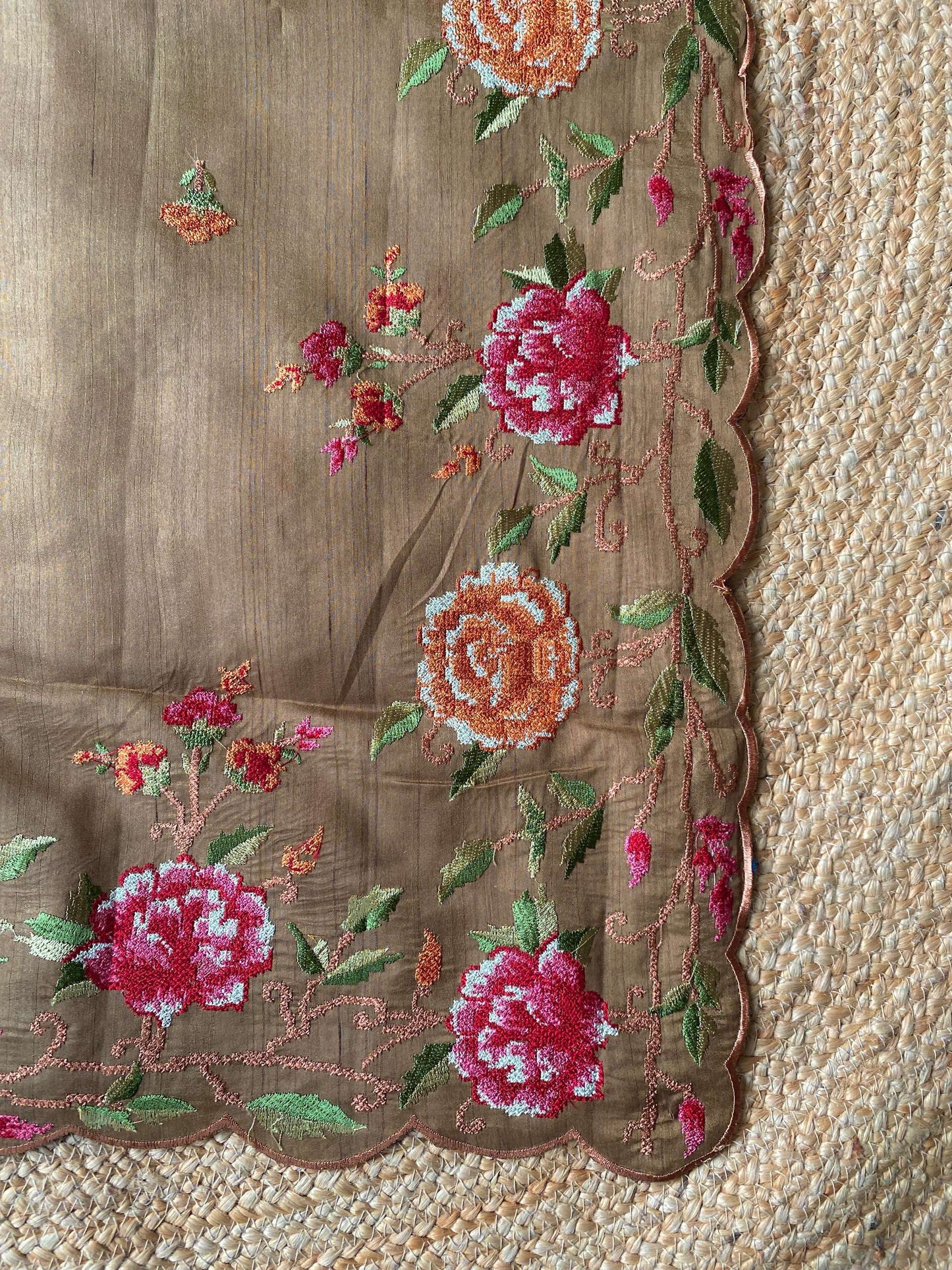 Mameraa Sarees Brown Matka Silk Saree With Heavy Floral Embroidery Border With Running Blouse-Brown