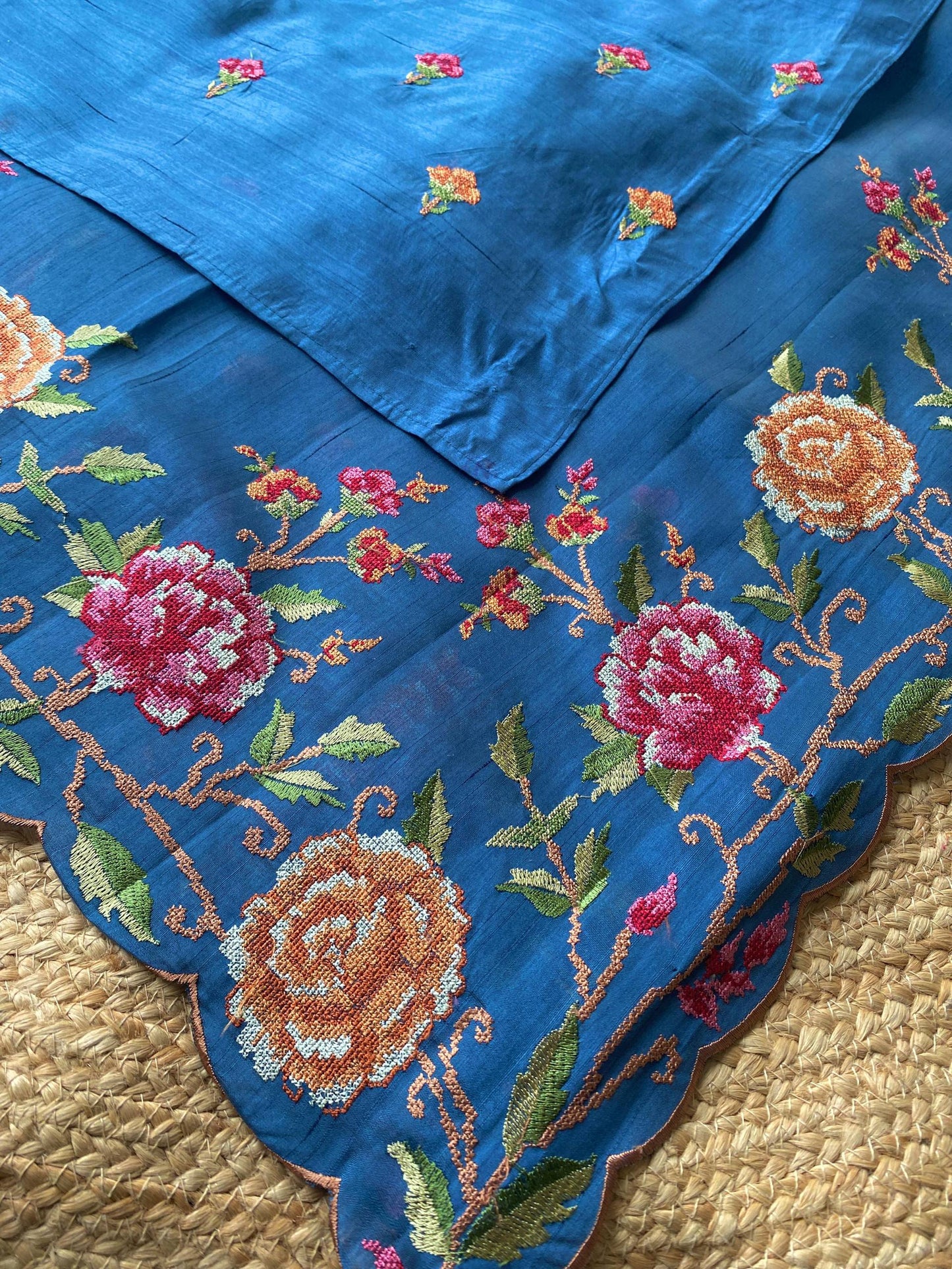 Mameraa Sarees Teal Matka Silk Saree With Heavy Floral Embroidery Border With Running Blouse-Teal