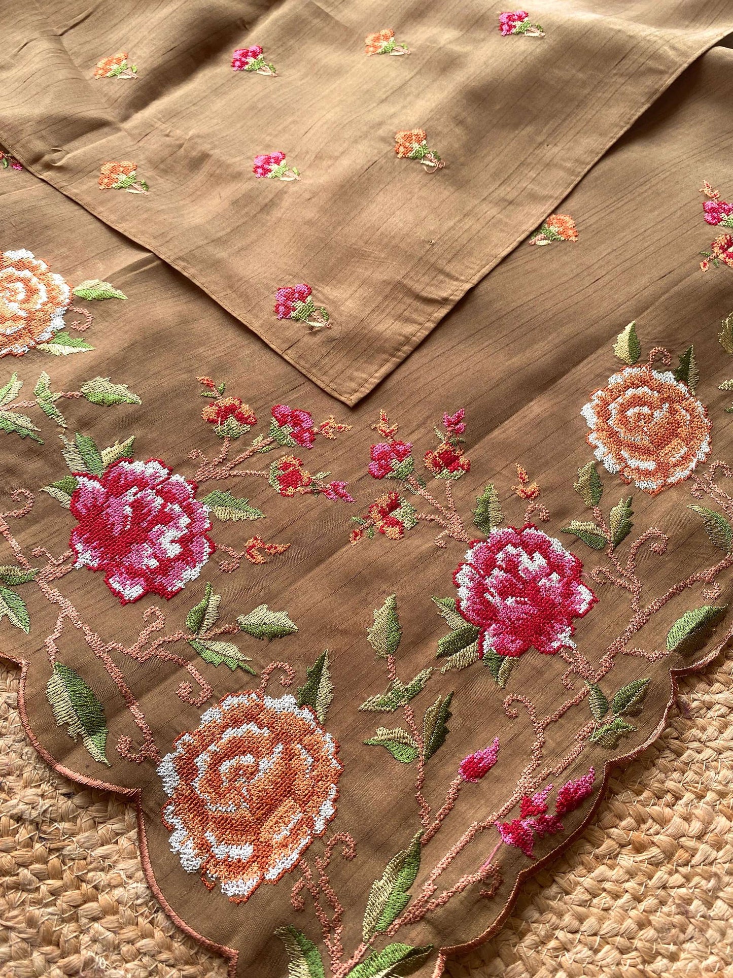 Mameraa Sarees Brown Matka Silk Saree With Heavy Floral Embroidery Border With Running Blouse-Brown