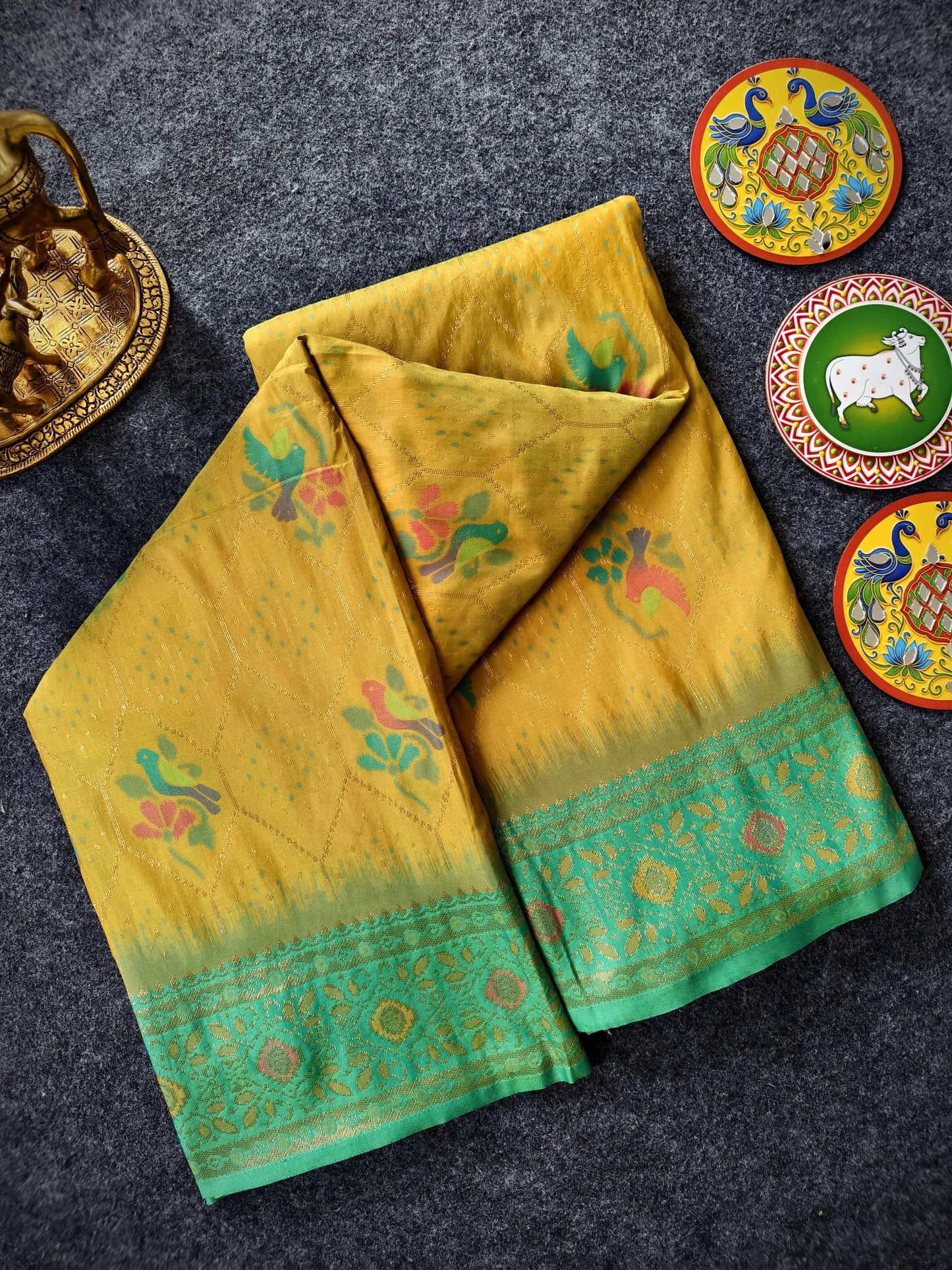 Mameraa Sarees Yellow Silk Saree Featuring Elegant Traditional Motifs All Over The Saree With Contrast Blouse-Yellow