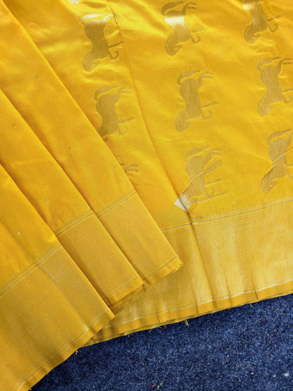 Mameraa Sarees Yellow Silk Blend Zari Banarasi Weaving Saree With Blouse-Yellow