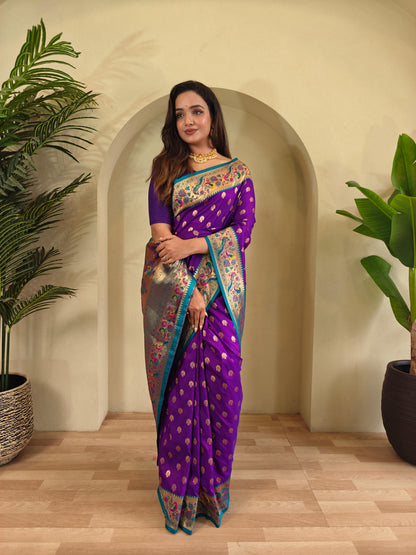 Mameraa Sarees Paithani Silk Blend Weaving Saree With Contrast Blouse-Whine