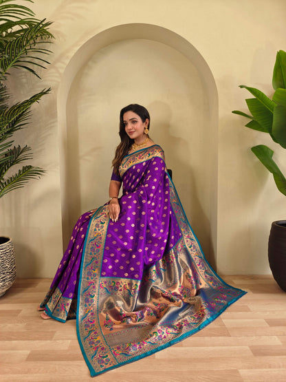 Mameraa Sarees Paithani Silk Blend Weaving Saree With Contrast Blouse-Whine