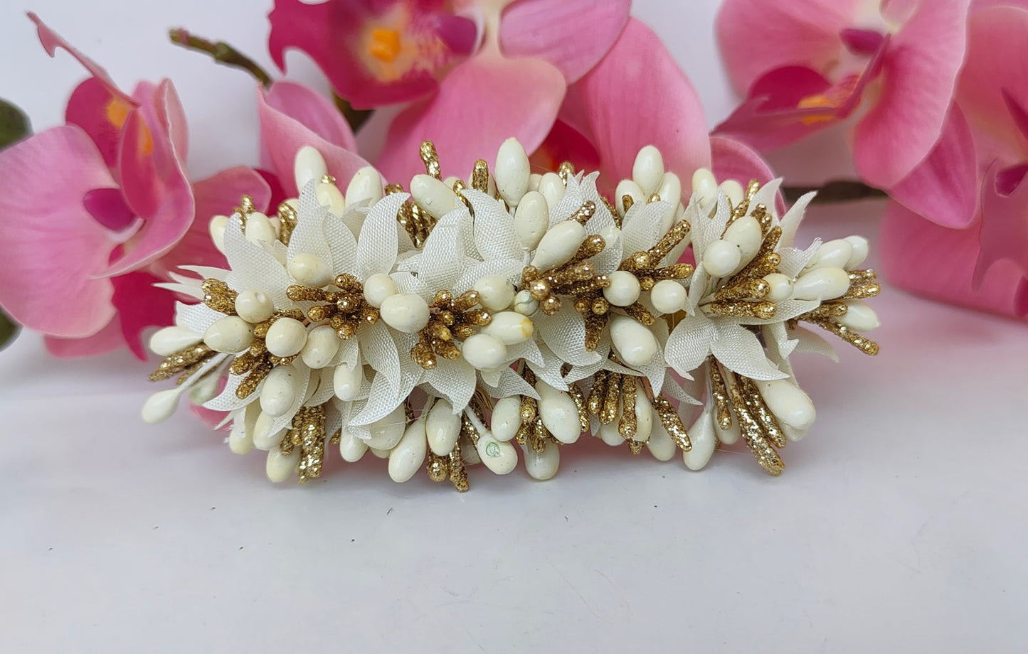 Designer Pollens Hair Clip