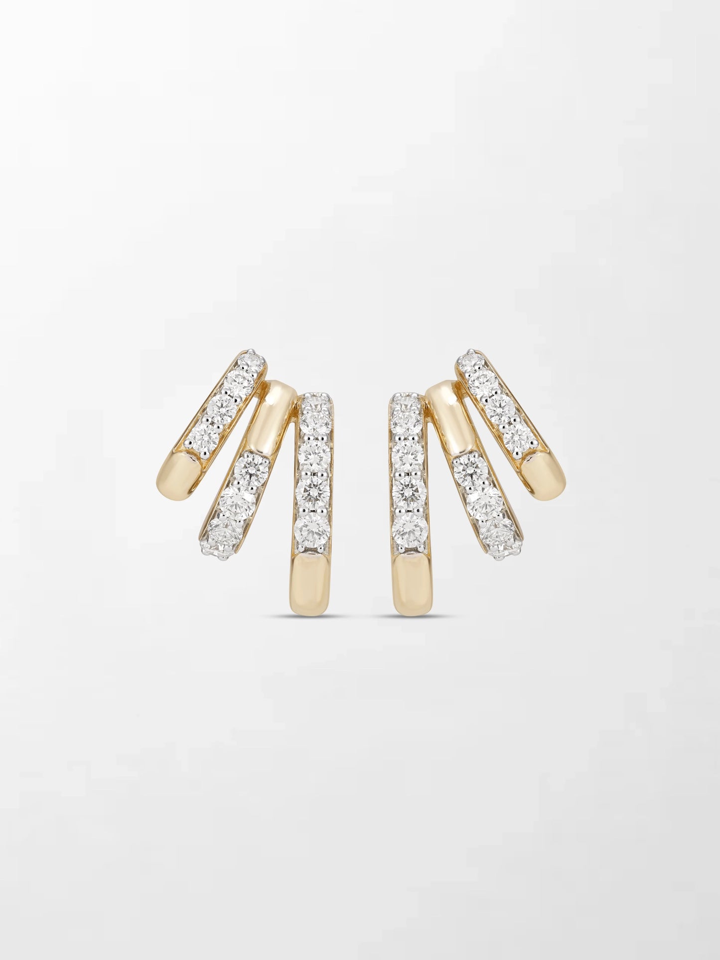 Classic Claw Diamond Earrings
