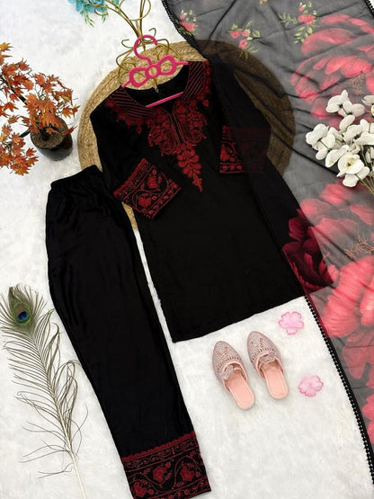 Evanik Premium Kids Black Silk-Blend Kurta Set with Maroon Embroidery Work and Dupatta