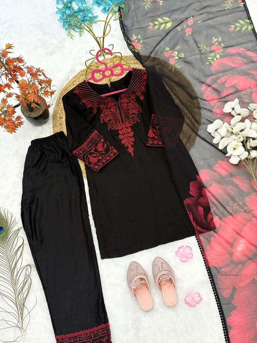 Evanik Premium Kids Black Silk-Blend Kurta Set with Maroon Embroidery Work and Dupatta
