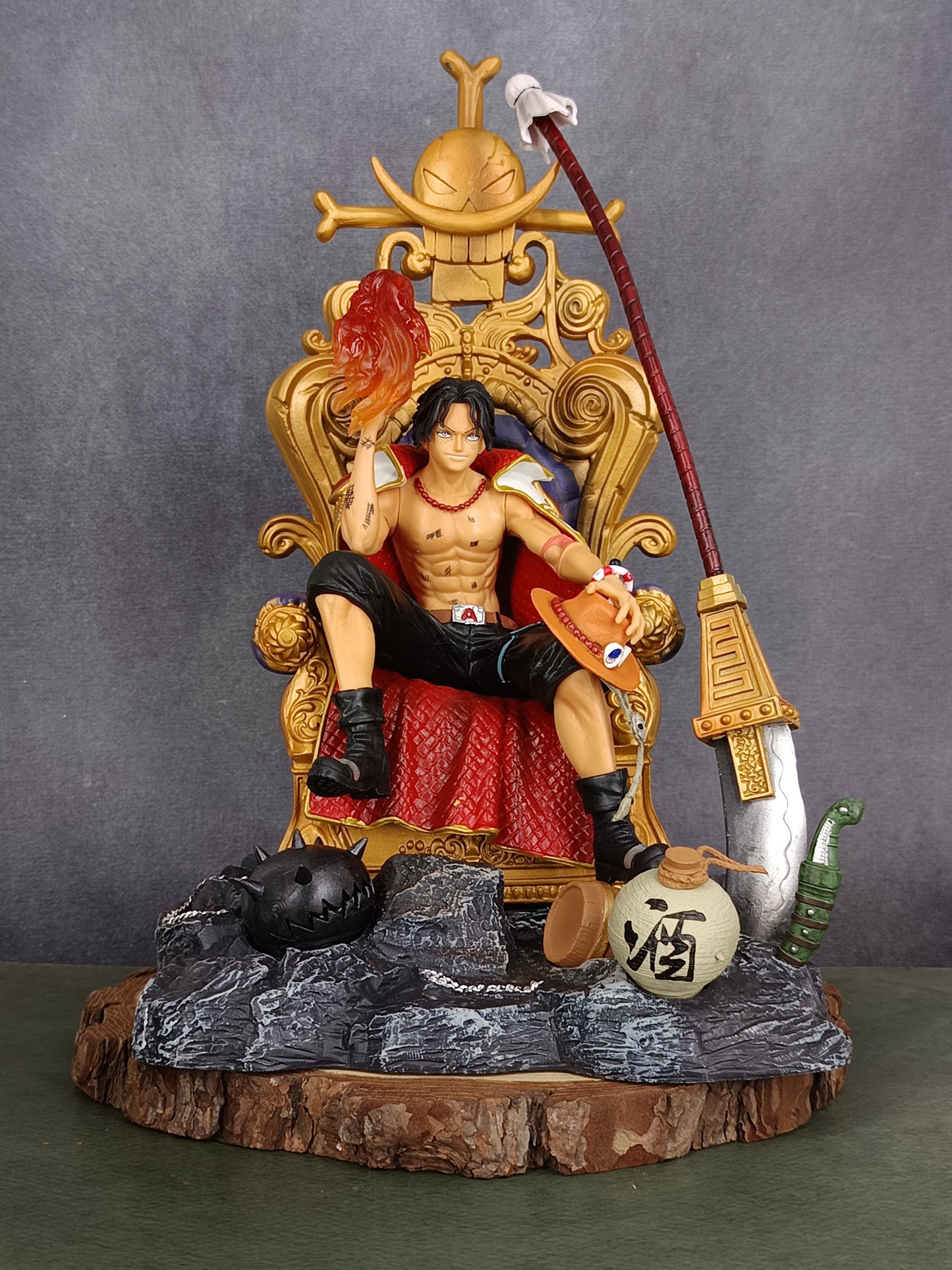 One Piece | Portgas D. Ace Sitting on Throne | 35 cm | Action Figure