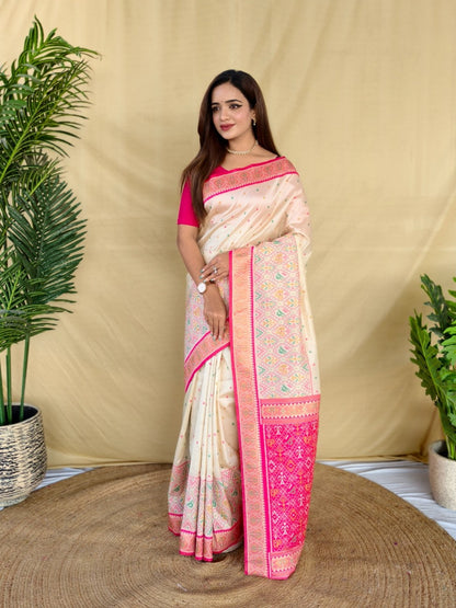 Mameraa Sarees Ivory Soft Silk Saree With Multi Thread Zari Contrast Border And Pallu-Ivory