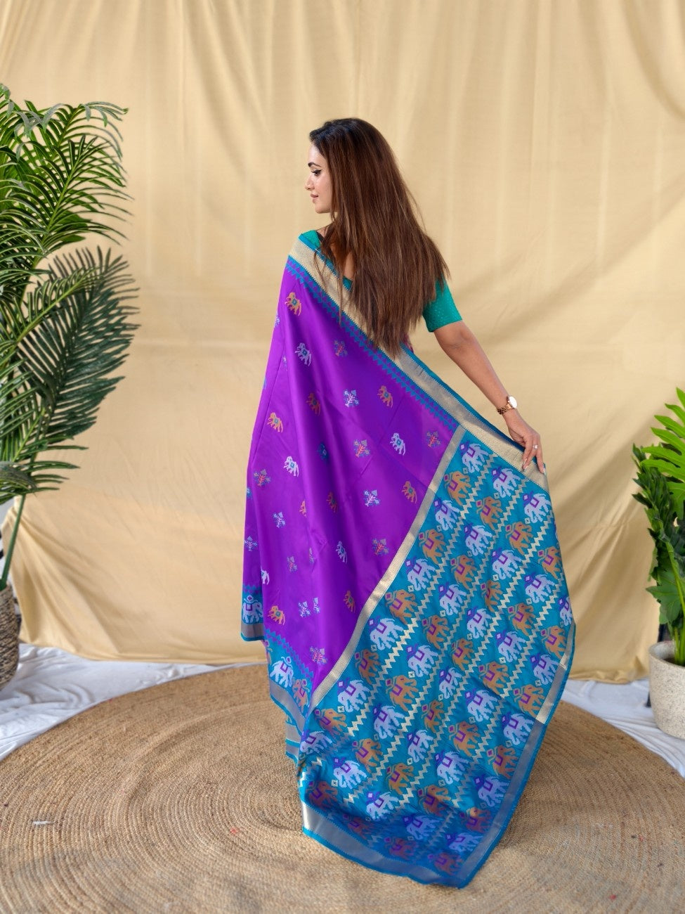 Mameraa Sarees Elegant Soft Silk Saree Delicate Elephant Weaved Buti Motifs-Purple