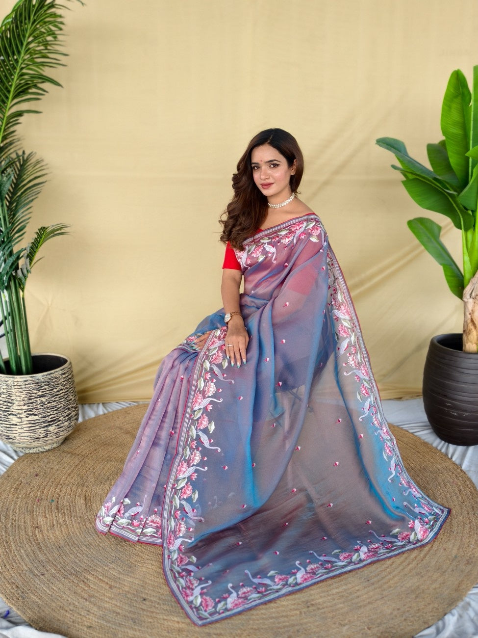 Mameraa Sarees Grey Royal Gabbana Silk Saree Woven In A Shiny Dual-Tone Finish-Grey