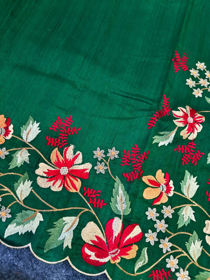 Mameraa Sarees Green Matka Silk Saree With Heavy Floral Embroidery Border With Running Blouse-Green