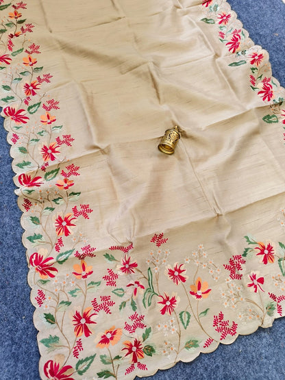 Mameraa Sarees Beige Matka Silk Saree With Heavy Floral Embroidery Border With Running Blouse-Beige