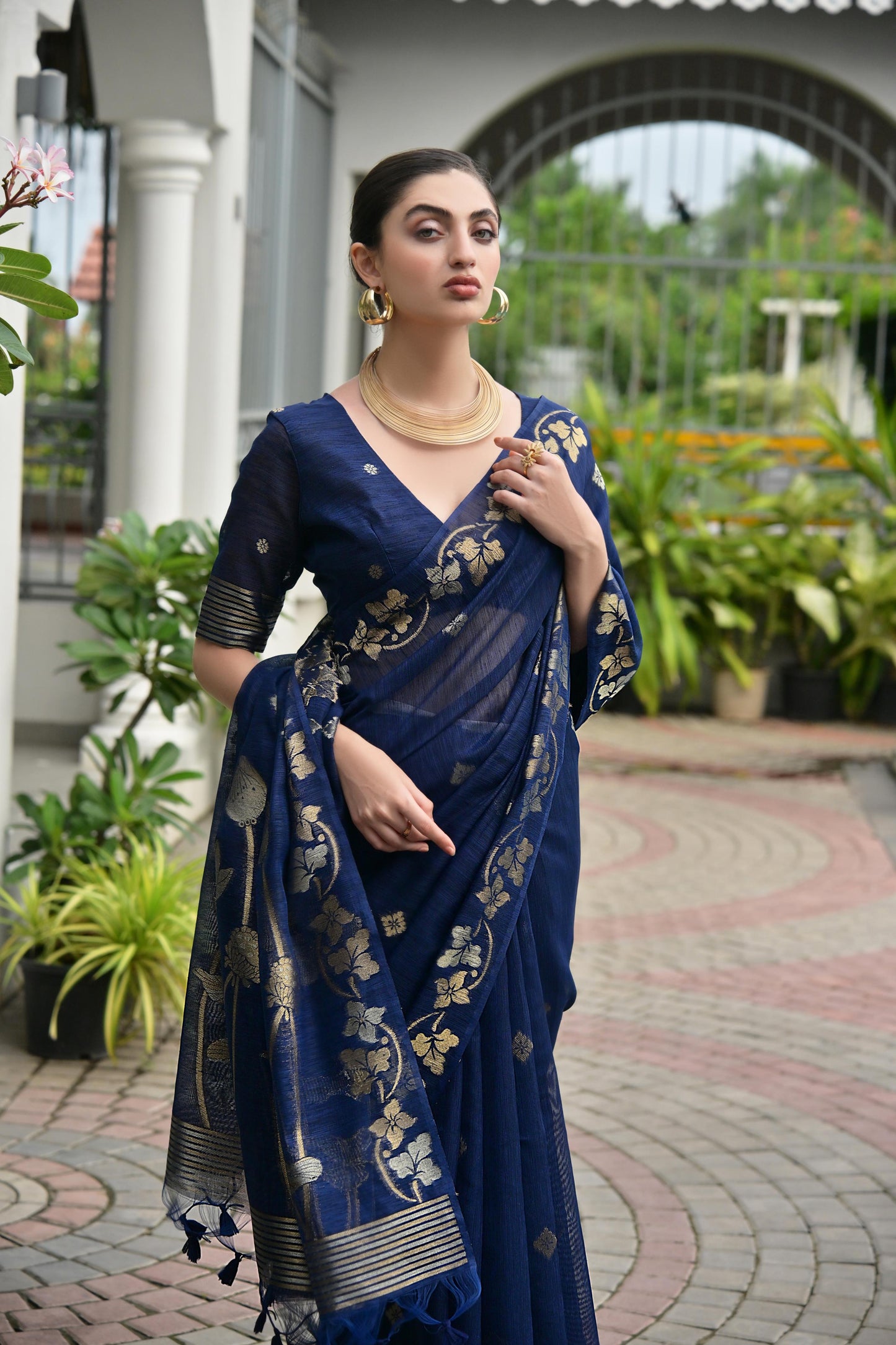 Jyoti Fashion Women's Navy Blue Soft Jute Linen Silk Zari Woven Saree with Blouse