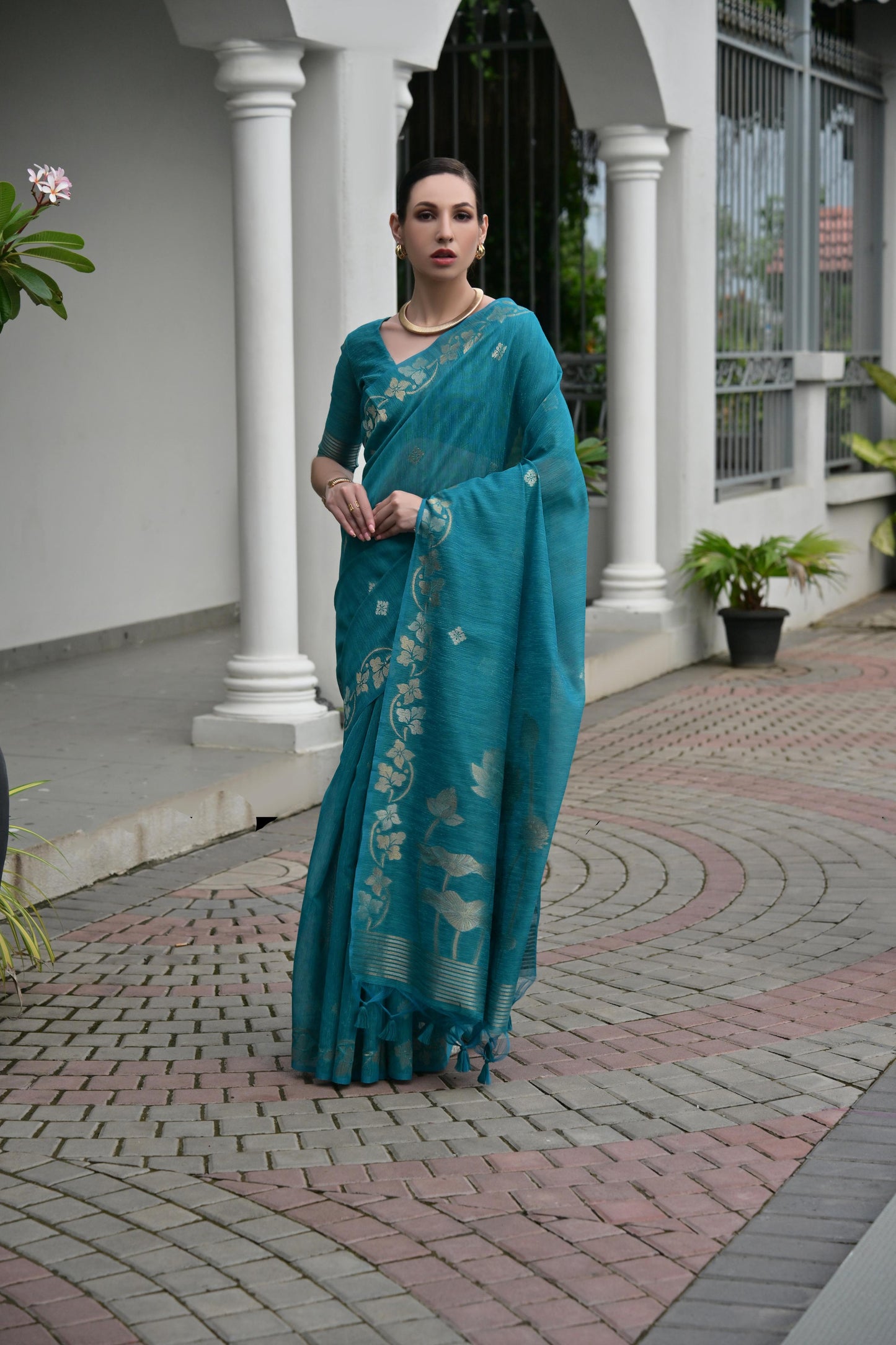Jyoti Fashion Women's Firozi Soft Jute Linen Silk Zari Woven Saree with Blouse