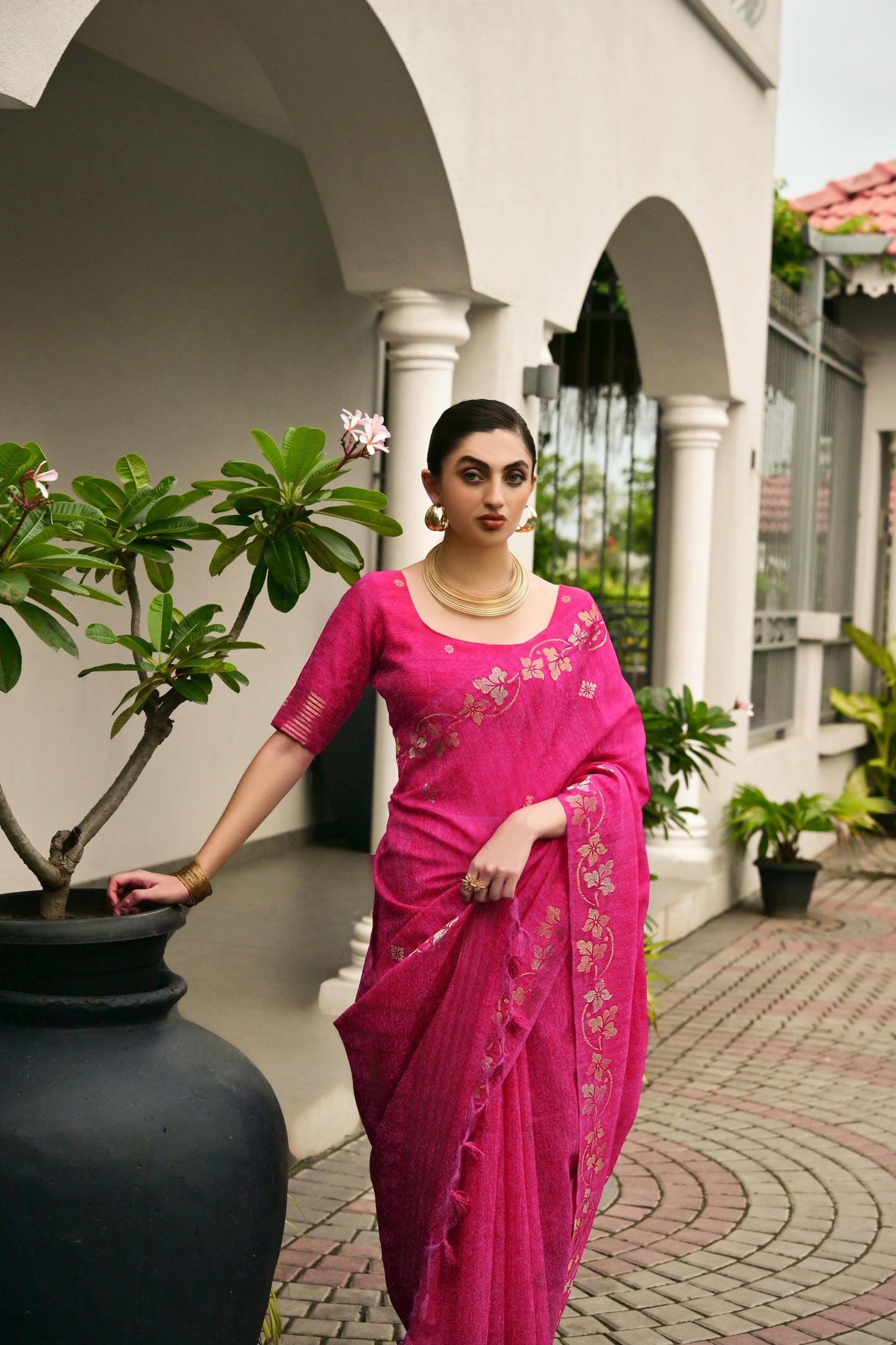 Jyoti Fashion Women's Pink Soft Jute Linen Silk Zari Woven Saree with Blouse