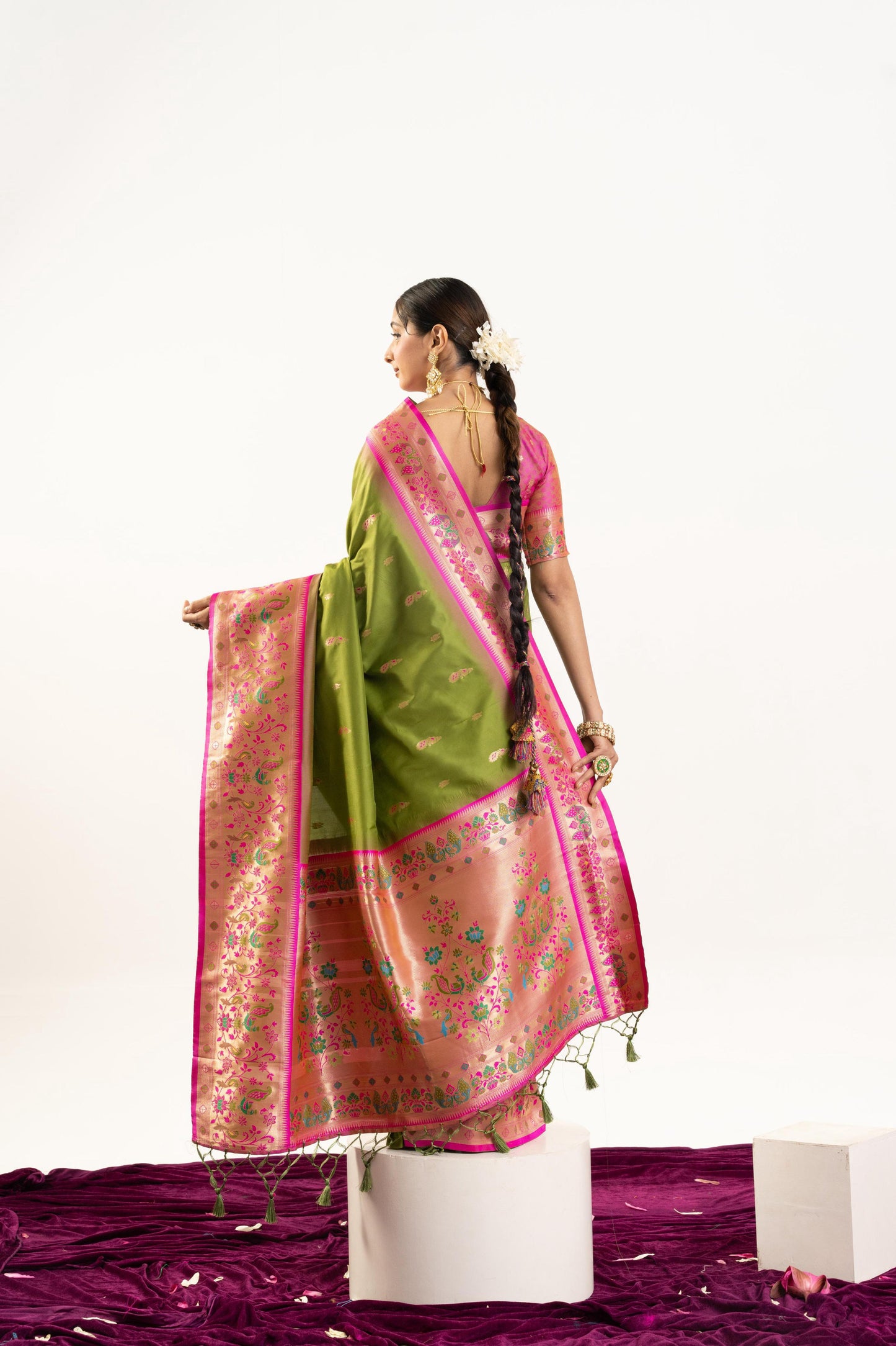 Jyoti Fashion Women's Mehendi Soft Banarasi Silk Zari Woven Saree with Blouse