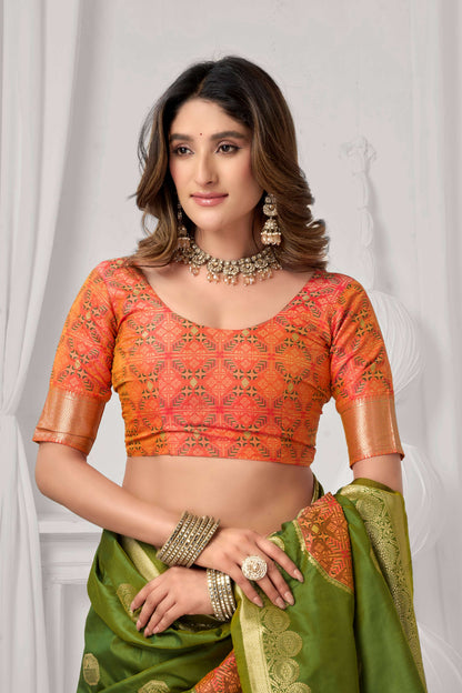 Jyoti Fashion Women's Green Soft Silk Zari Woven Saree with Blouse