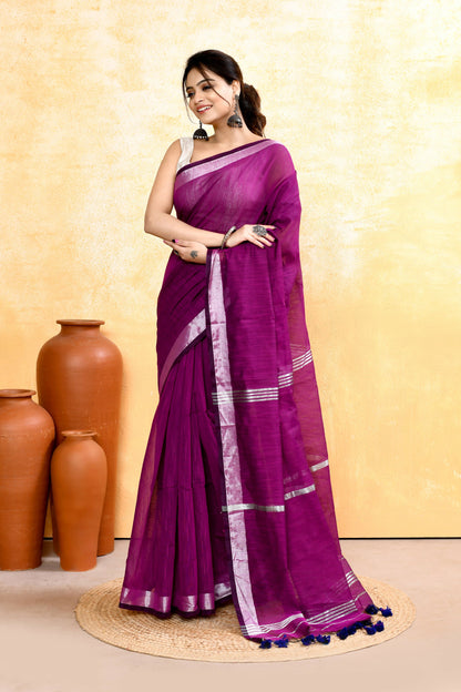 Piyari Fashion Women's Magenta Embellished Cotton Blend Zari Border Handloom Saree