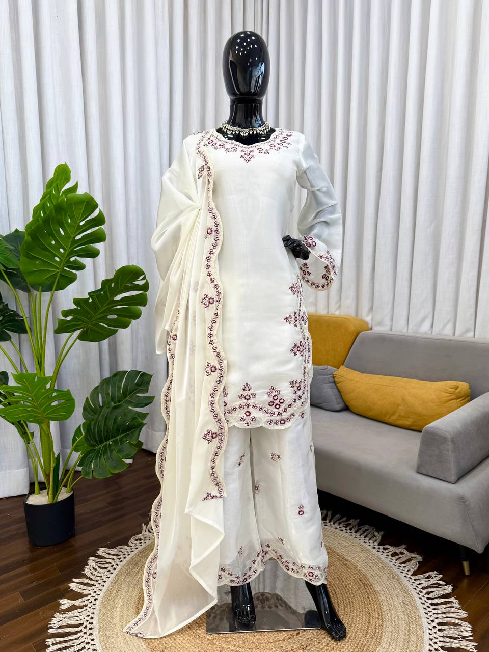 Prazu Fashion Off White Art Sillk Thead Work Designer Palazzo Suit