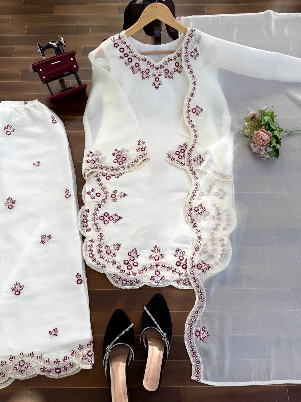 Prazu Fashion Off White Art Sillk Thead Work Designer Palazzo Suit