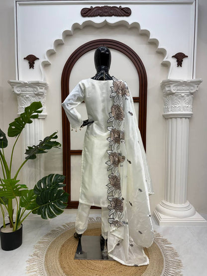 Prazu Fashion Off White Art Silk Thread Work Designer Salwar Suit