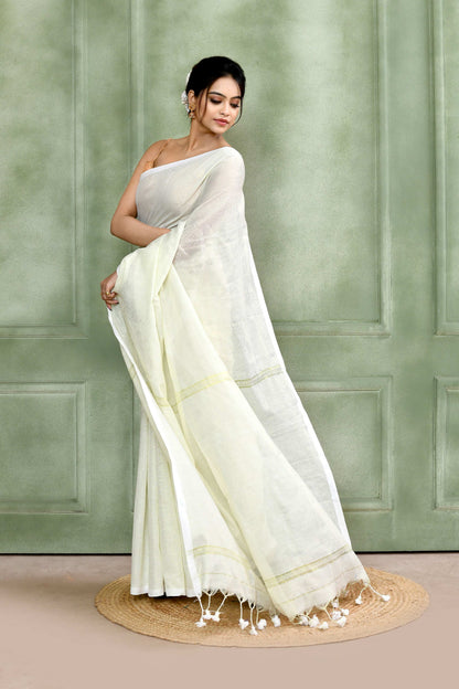 Piyari Fashion Women's White Embellished Cotton Blend Zari Check Handloom Saree