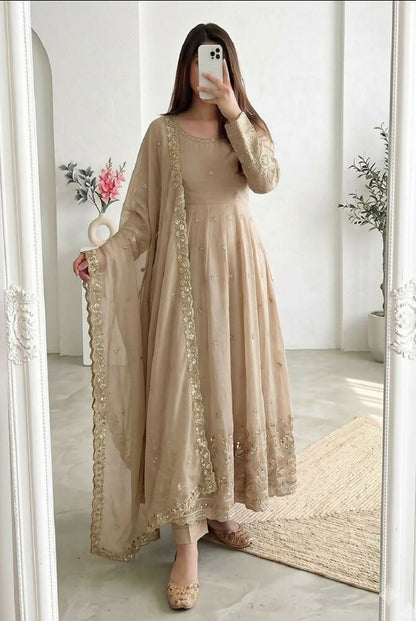 Teeya Creation New Stylish Trendy Elegant Cream Embroidered Anarkali Suit with Dupatta