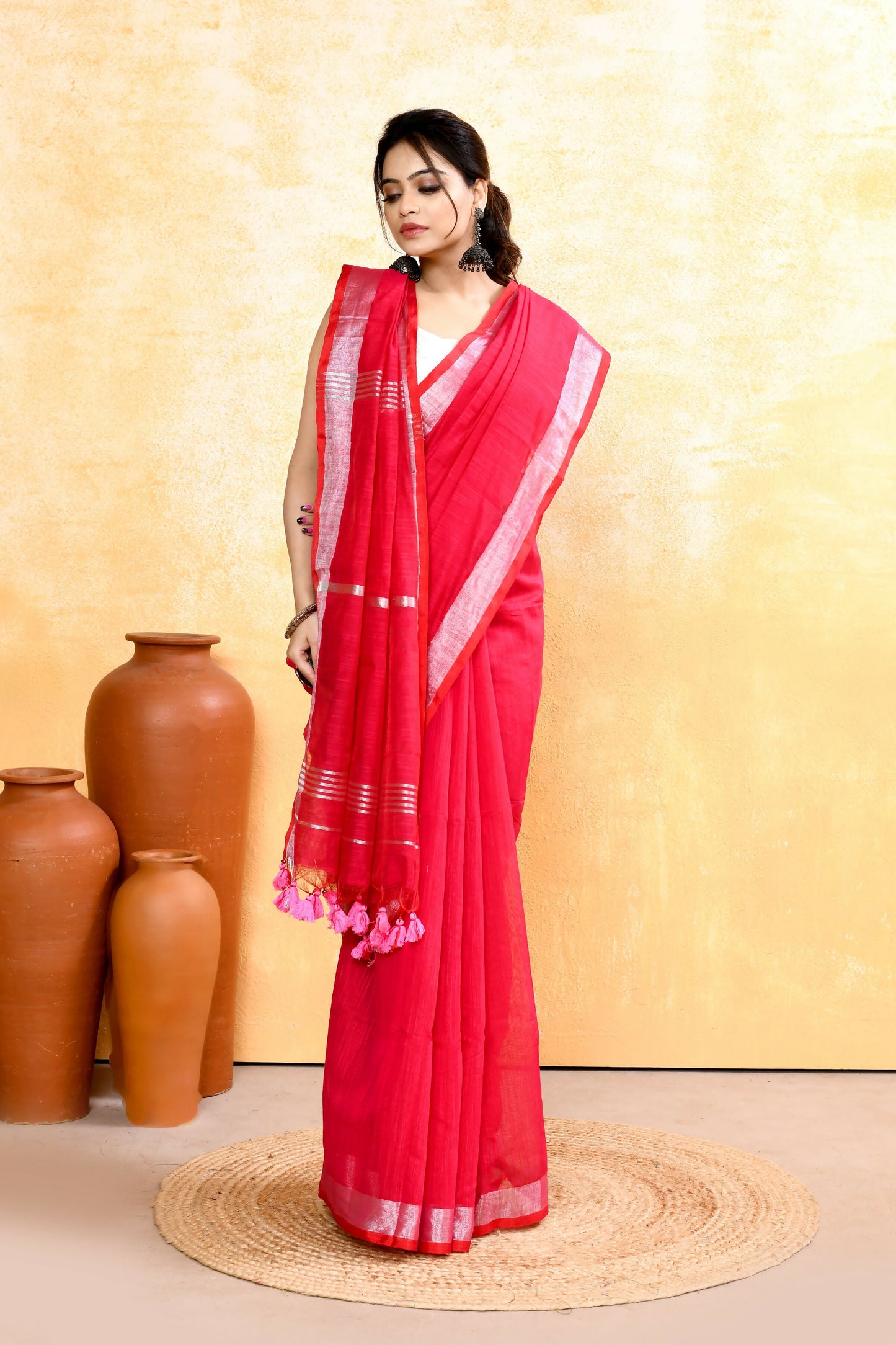 Piyari Fashion Women's Rani Pink Embellished Cotton Blend Zari Border Handloom Saree
