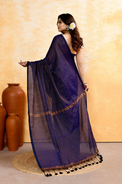 Piyari Fashion Women's Navy Blue Embellished Cotton Blend Zari Check Handloom Saree
