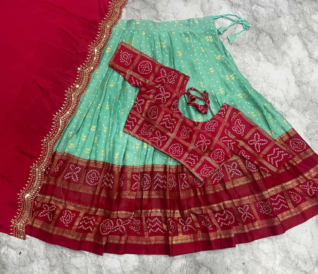 Teeya Creation Ethnic Sky Blue Lehenga Choli with Scalloped Border Dupatta