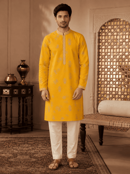 MULTI SHADES Men's Mustard Yellow Woven Ethnic Kurta