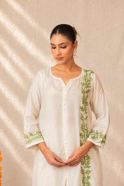 Gharana India Natural Muslin Green Leaf Pattern Short Kurta Set