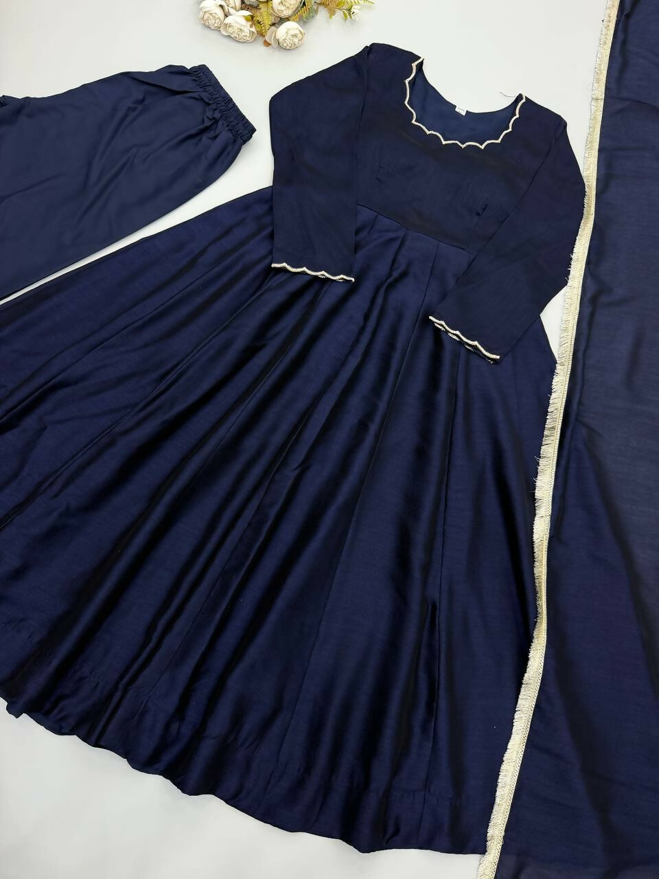 Teeya Creation Navy Blue Scallop Border Anarkali Kurta Set For Women
