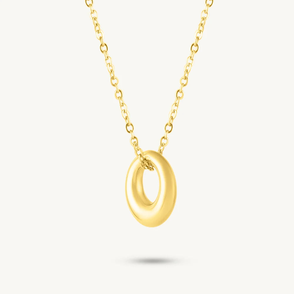 Chic Ring Pendant Necklace